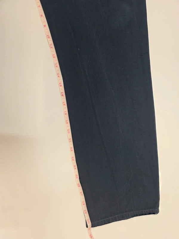 Levi's 551 Relaxed Fit Dark Blue Jeans W35 L31 Vintage Style